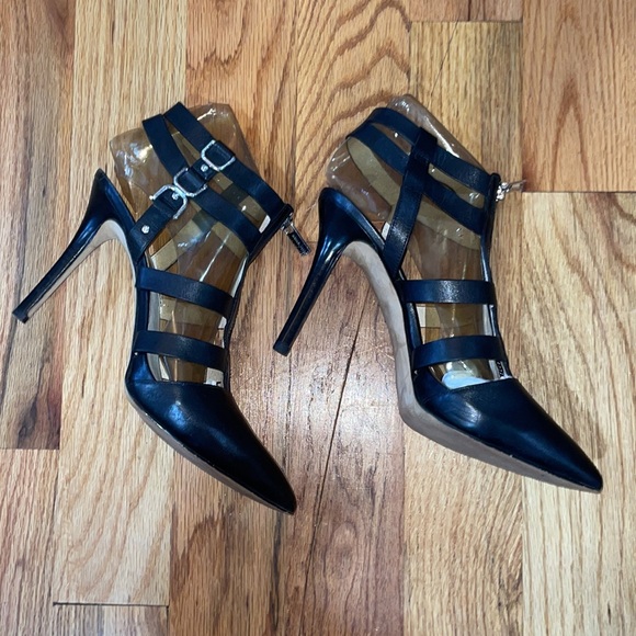MICHAEL Michael Kors KENNEDY T-Strap Sandal High Heels 10 - Picture 13 of 17